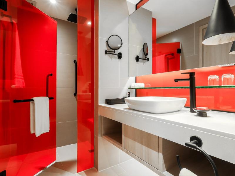 Radisson Red Phuket Patong Beach