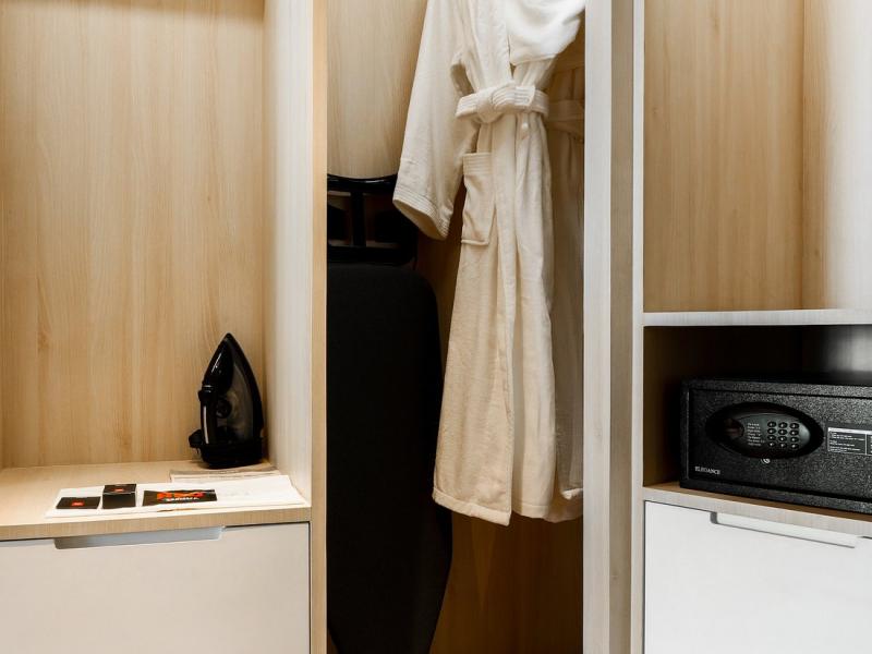 Radisson Red Phuket Patong Beach