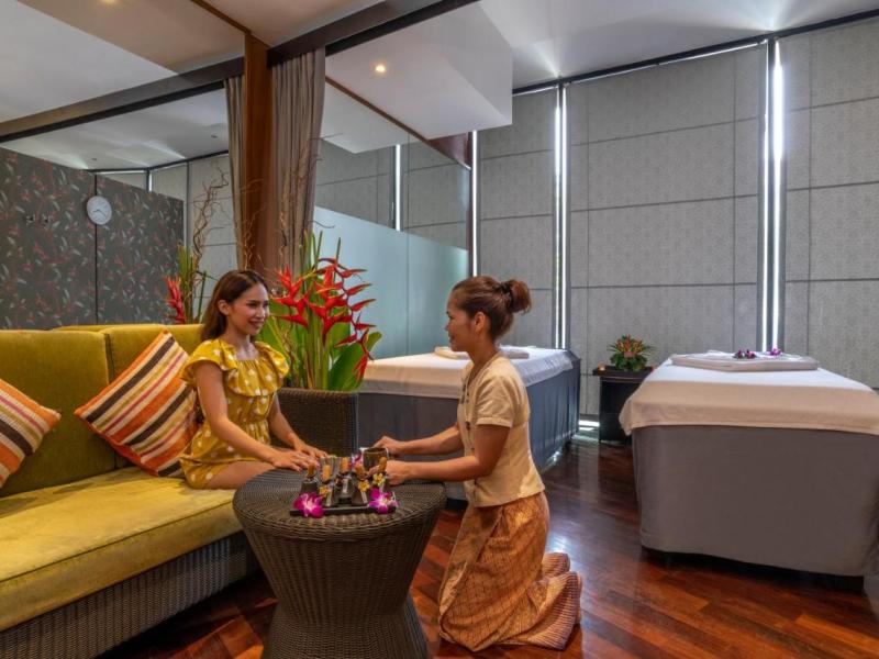 Holiday Inn Resort Phuket Surin Beach, an IHG Hotel