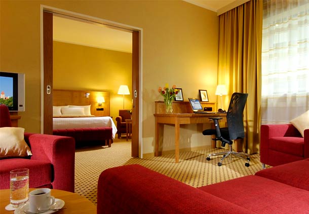 Courtyard by Marriott Prague Airport