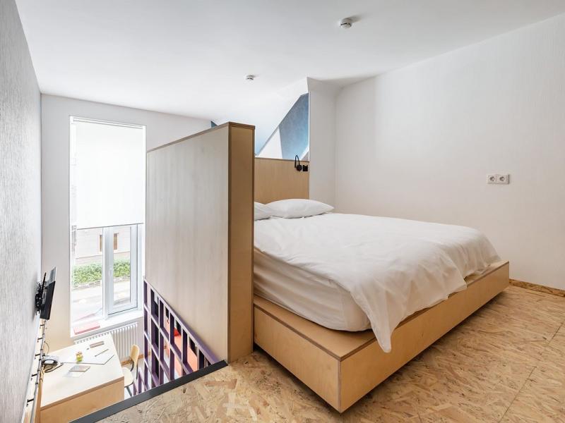 Vertical Фрунзенская