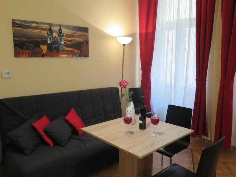 Astronomical Clock Apartment