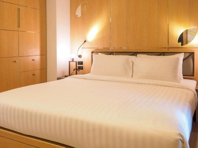 Clarion Hotel Patong Beach