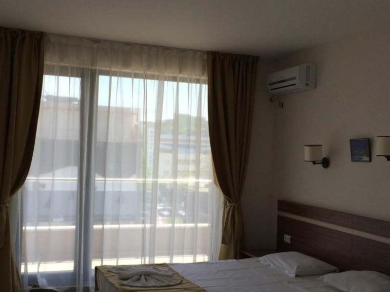 Palm Residence Deluxe Studios