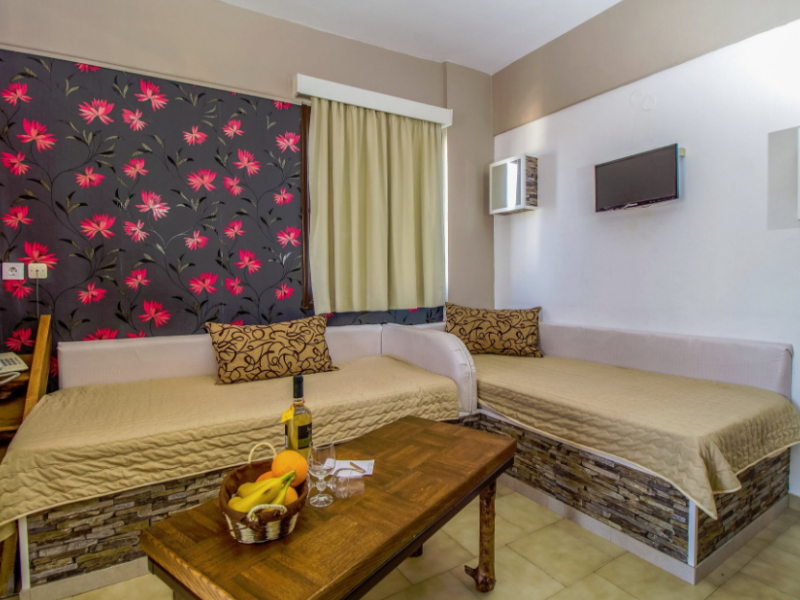 Takis Hotel Apartments
