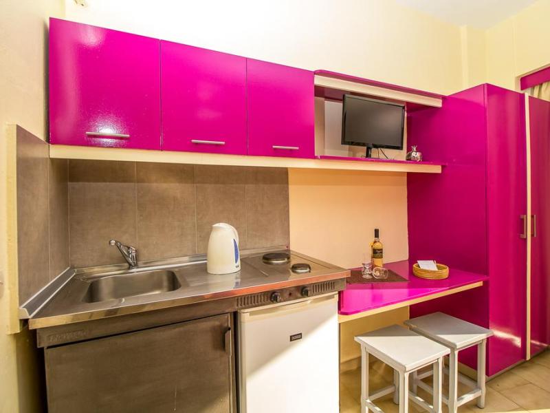 Takis Hotel Apartments