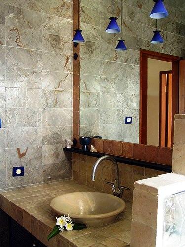Bali Court Hotel & Apartments