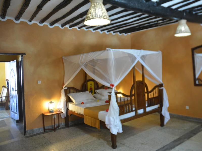 Royal Mandarin Hotel And Resort