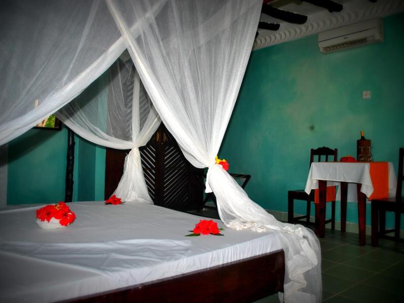 Royal Mandarin Hotel And Resort