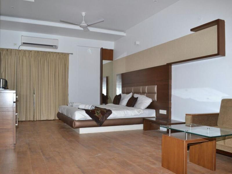 Casa Azure`s Aquolim