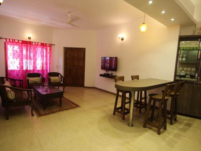 Casa Azure`s Aquolim