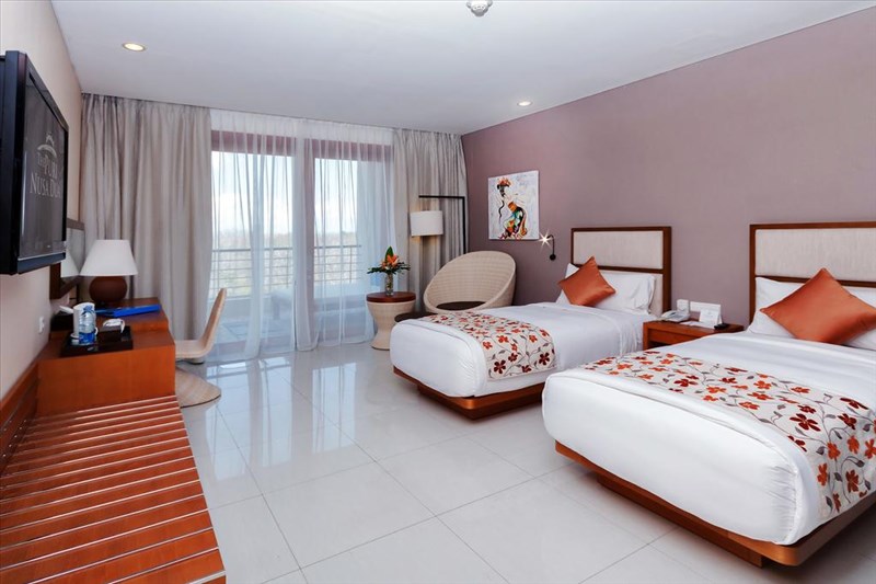 Vouk Hotel & Suites