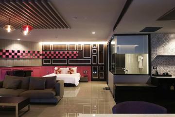 Отель Tsix5 Phenomenal Таиланд, Наклуа, фото 8