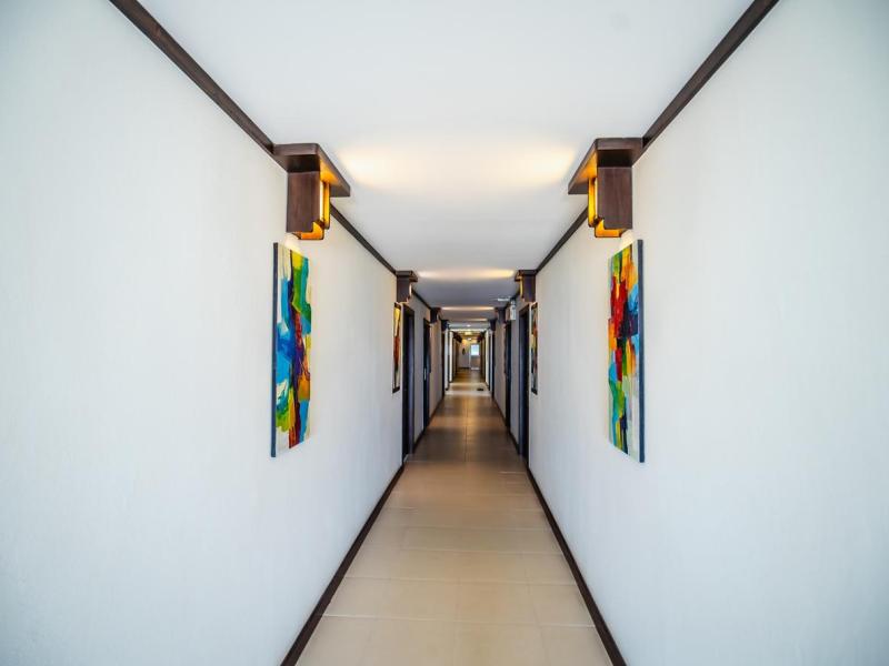 Ratana Apart-Hotel at Chalong