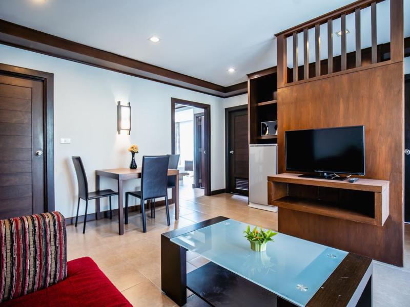 Ratana Apart-Hotel at Chalong