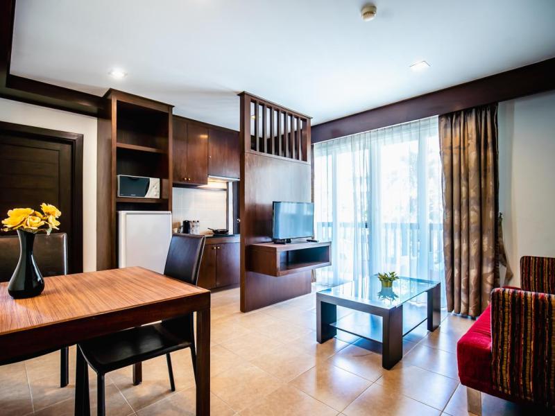 Ratana Apart-Hotel at Chalong