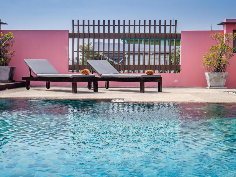 Ratana Apart-Hotel at Chalong