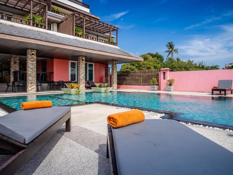 Ratana Apart-Hotel at Chalong