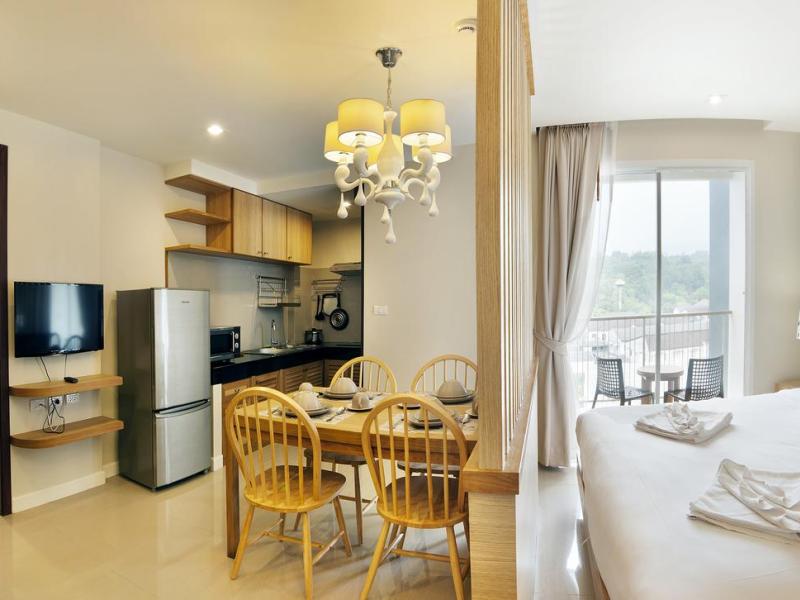 Ratana Apart-Hotel at Rassada