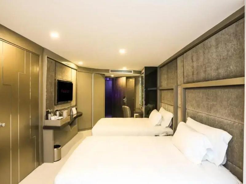 Azure Hotel Pattaya