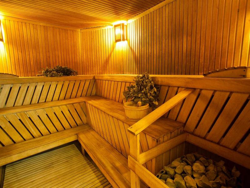 Актер (в Мисхоре)