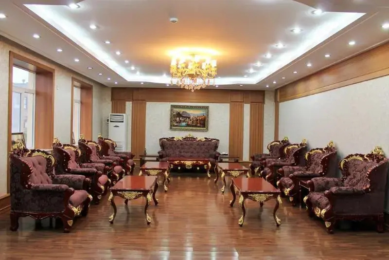 Fund Hotel