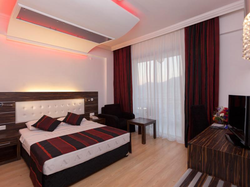 Sunny Hill Alya Hotel