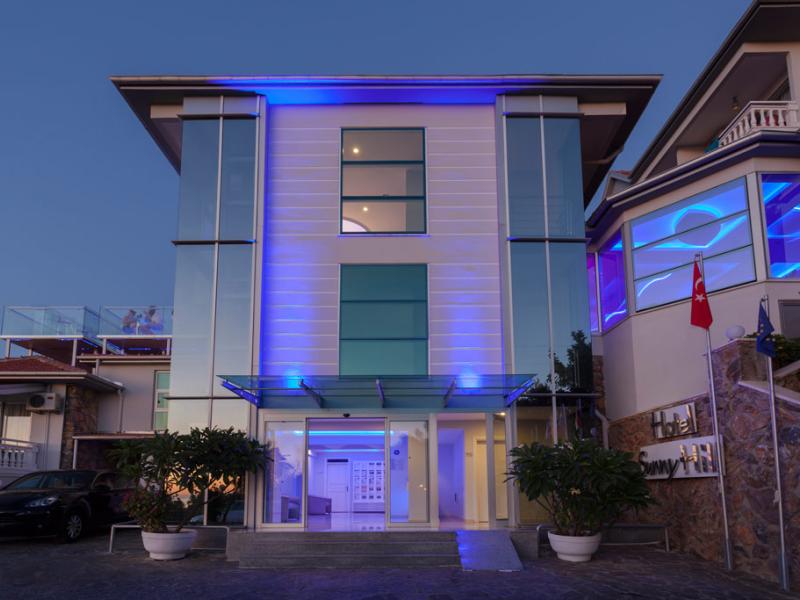 Sunny Hill Alya Hotel