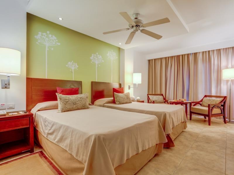 Valentin Perla Blanca (Adults Only)