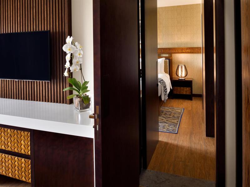 Lapita Dubai Parks & Resorts Autograph Collection