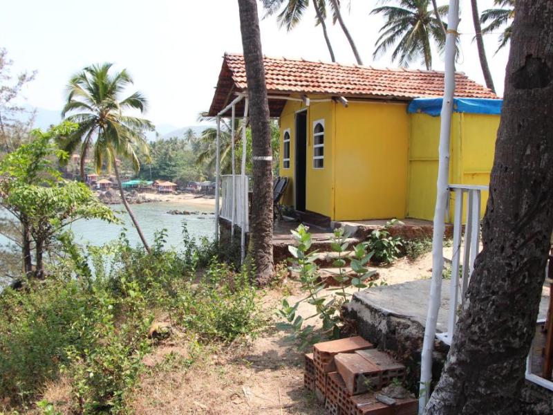 Neptune Point Hill Top Cottages