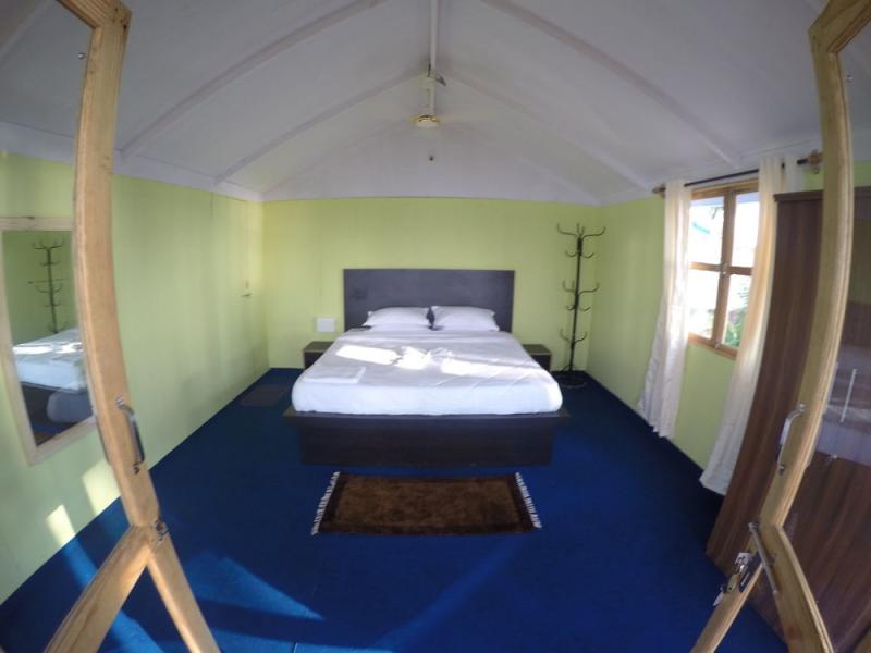 Neptune Point Hill Top Cottages