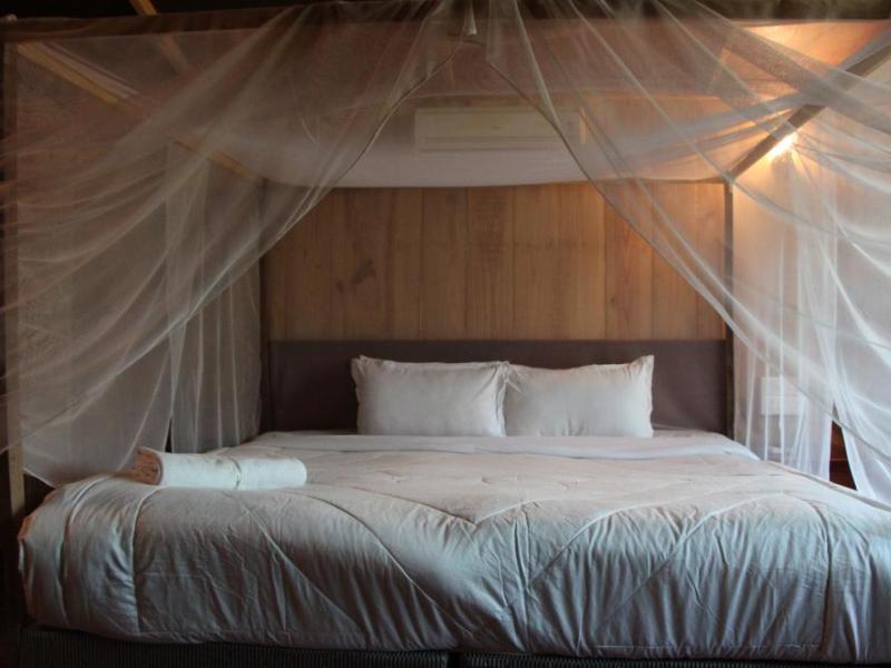 Neptune Point Premium Cottages