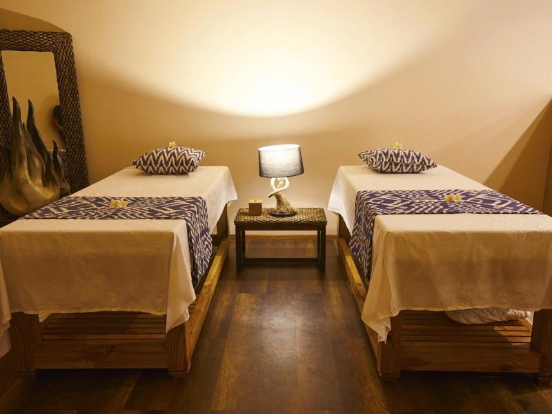 Kudafushi Resort & Spa