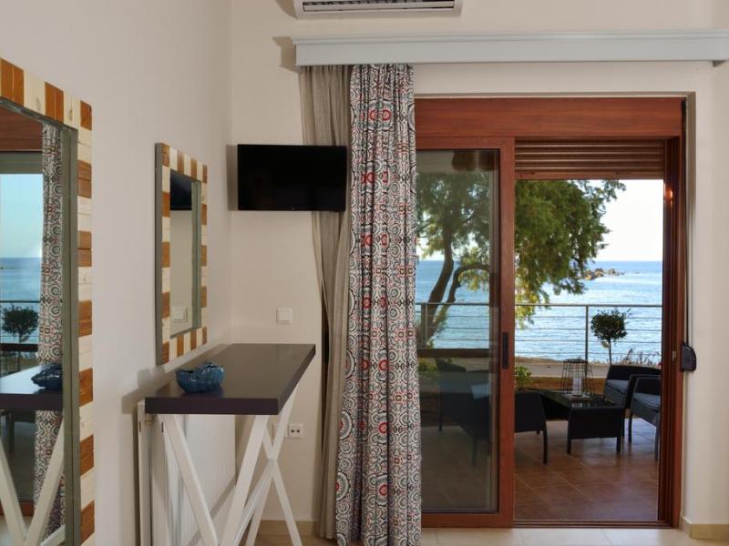 Elia Seaside Nea Chora