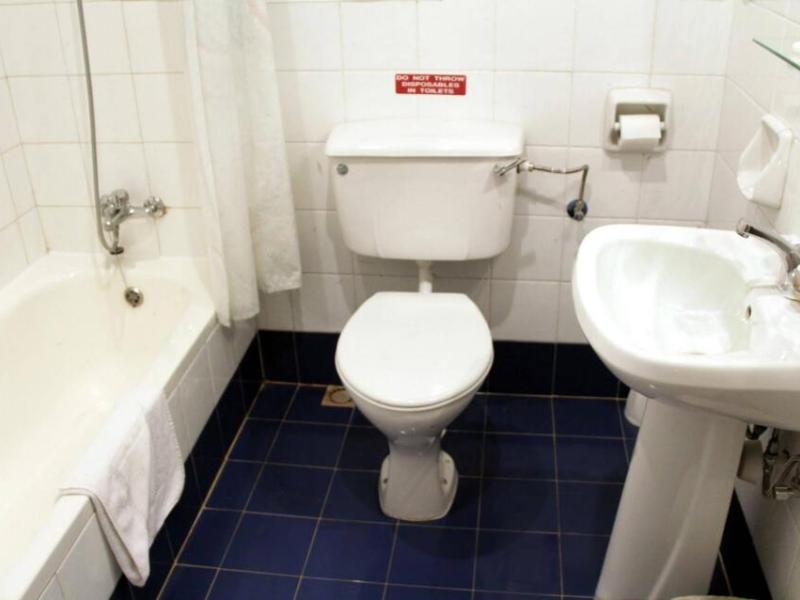 Mavina Hotel & Apartments