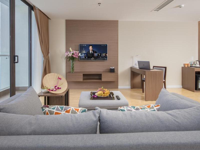 King Town Grand Hotel & Wedding Center