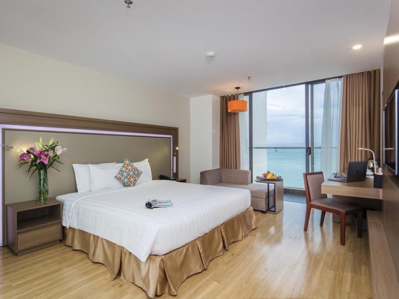 King Town Grand Hotel & Wedding Center