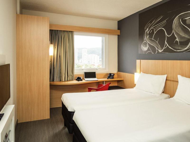 Ibis Yerevan Center