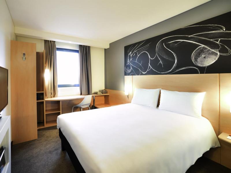 Ibis Yerevan Center