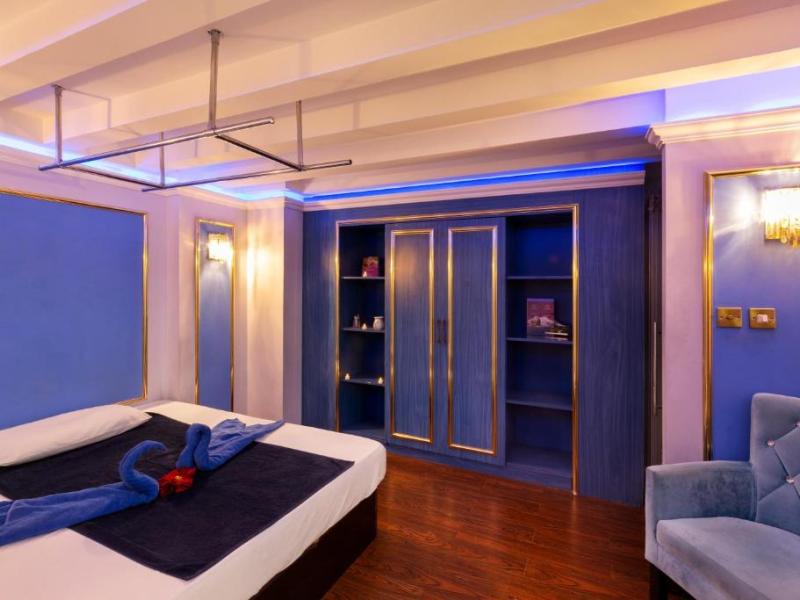 Royal Continental Hotel