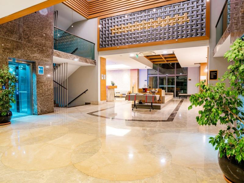 Orfeus Queen Hotel & Spa