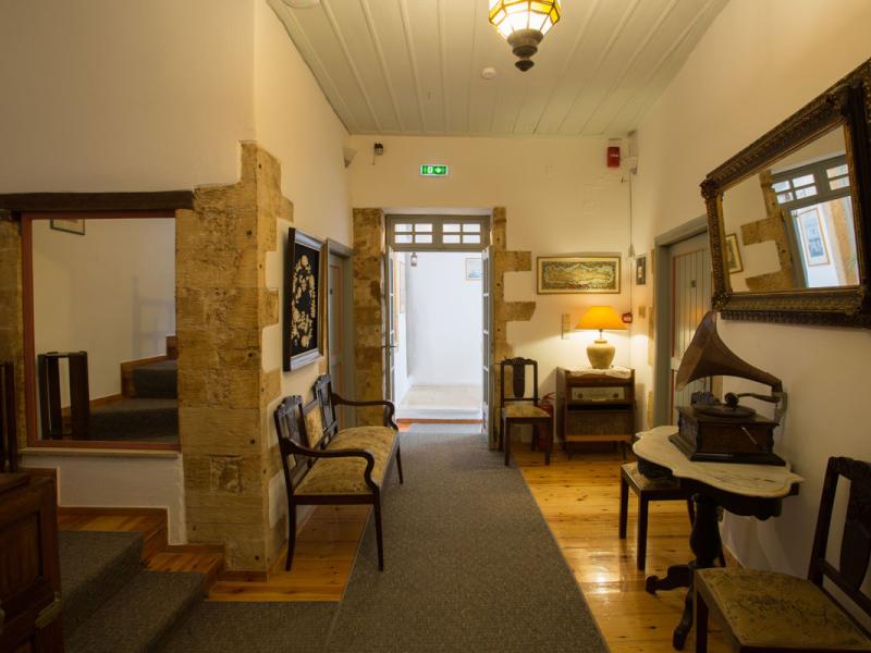 Nostos Hotel