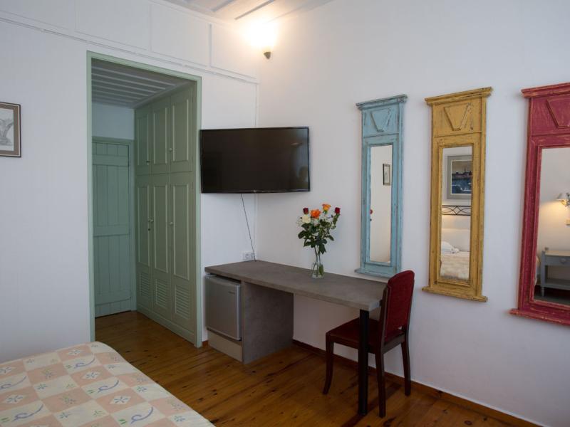 Nostos Hotel