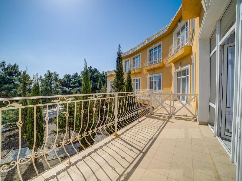 Арт-отель Азор