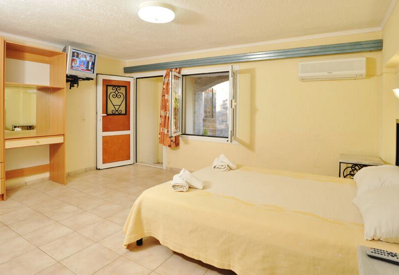 Ammoudara Beach Hotel & Apartments