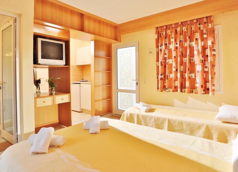 Ammoudara Beach Hotel & Apartments