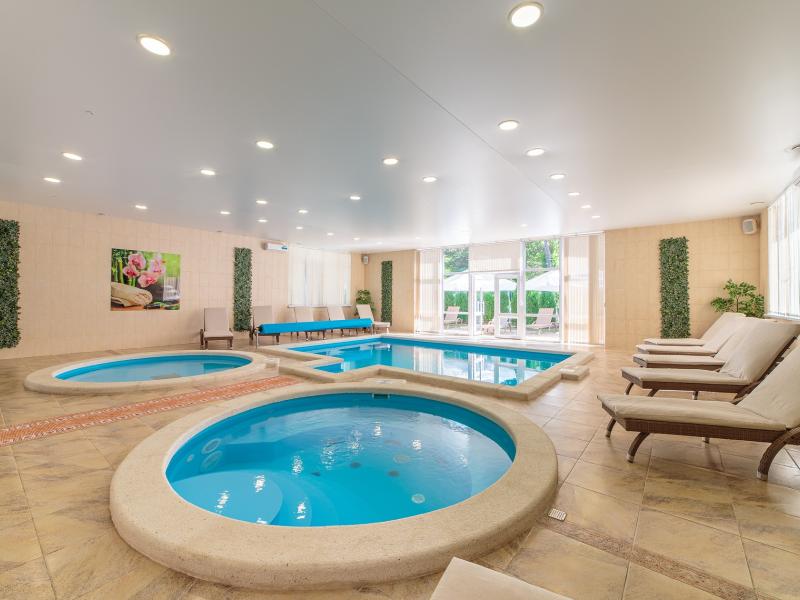 Лазурный Берег Парк-отель