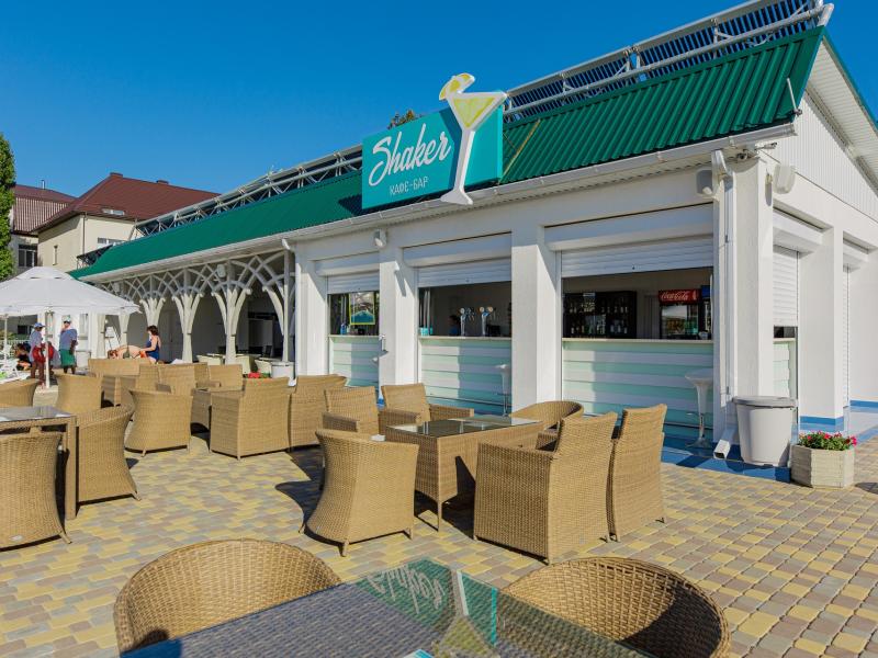 Лазурный Берег Парк-отель