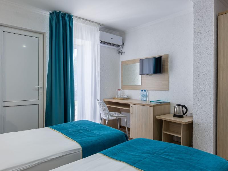 Лазурный Берег Парк-отель